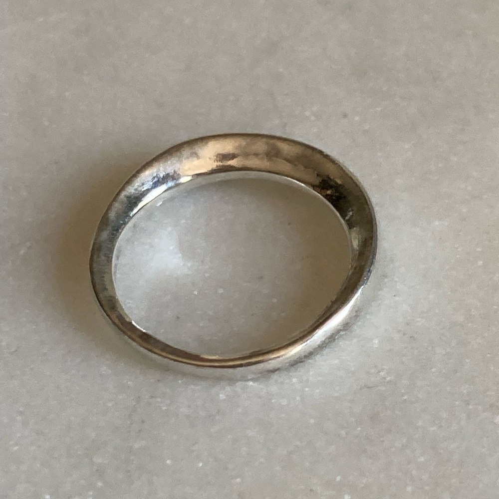Vintage Silver Ring - Picture 2 of 3